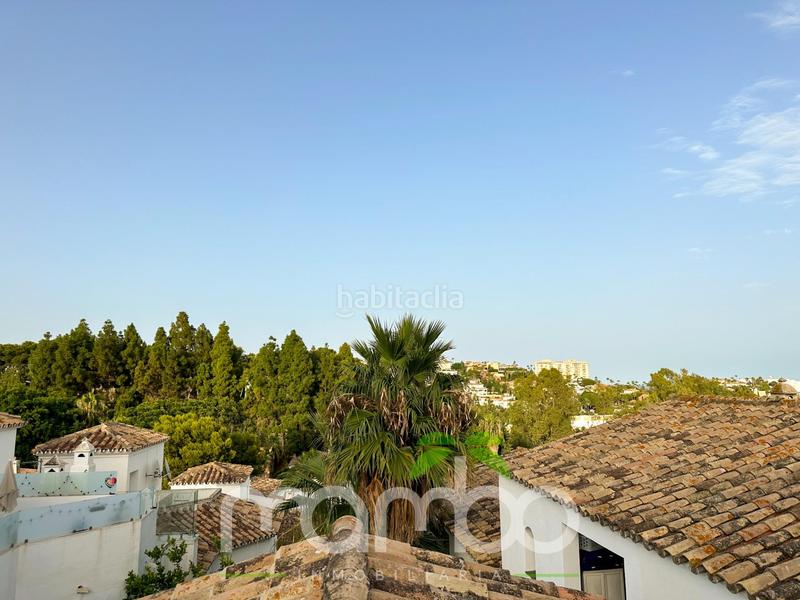 Foto 81df3e40-c518-4dd7-b68a-f916e5ca54b2. Piso en calle almuñecar 4 venta en benalmadena en Benalmádena