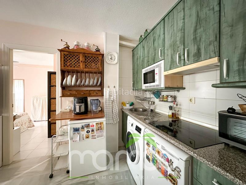 Foto 9e5e492b-fd31-433b-b582-c9669817a6fc. Piso en calle almuñecar 4 venta en benalmadena en Benalmádena
