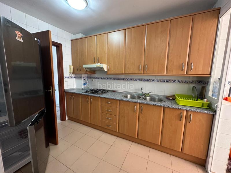 Foto 4af69e7f-aea9-4c39-8731-9fa4a9774ba8. Alquiler piso en calle demóstenes 47 alquiler teatinos en Málaga