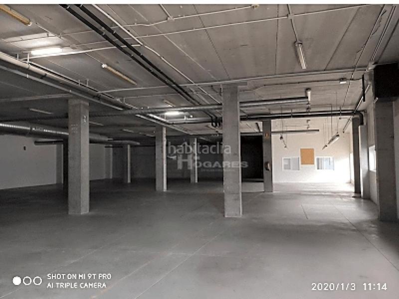 Foto 8abf79ff-9f02-4b4a-829d-e662903e9d5f. Nave industrial en Valadares - Beade Vigo