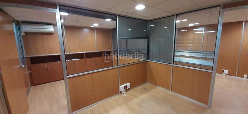 Foto 2cd8b1bd-4dd5-43c4-a0e4-16d35e275623. Rent industrial building in Cabral - Candeán Vigo