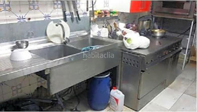Foto 8f62e5c3-6234-413a-8487-4cb0d1f1a48c. Local comercial en Fátima Vigo