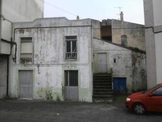 Casa adossada a Guarda (A)