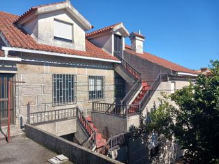 Casa en Valadares - Beade