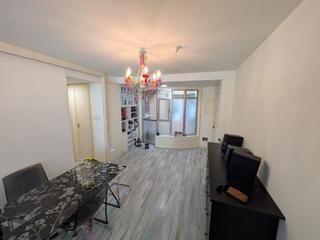 Appartement  Sanjurjo badía. Piso muy luminoso y amplio