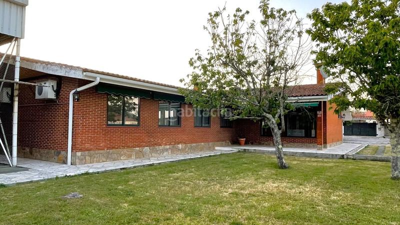 Foto 1a28cf5c-6ed9-4ae5-8667-38c572e2a6c3. Casa chalet con instalaciones en Tomiño