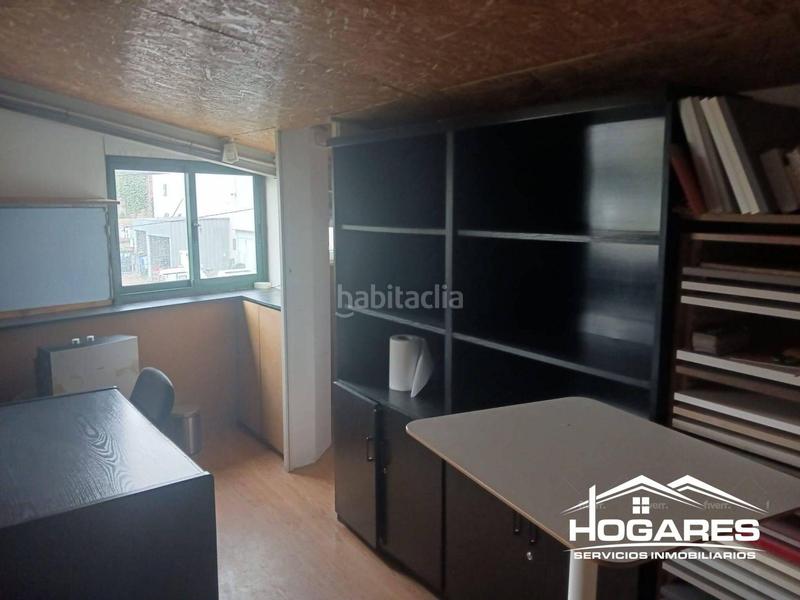 Foto b7bafaee-fb5b-419c-aea9-df9d79cde8e8. Alquiler nave industrial en Lavadores Vigo