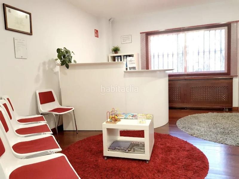 Foto a958c60c-e5c3-47b1-b319-dd09f35f7cd2. Miete büro in As Travesas - Balaidos Vigo