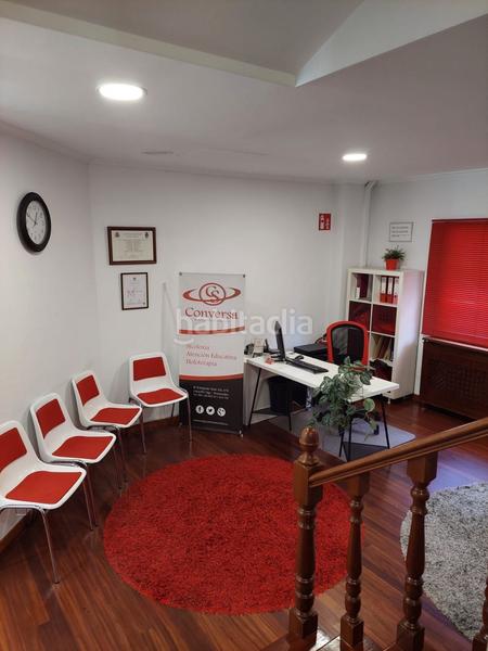 Foto d6cbd1c0-ed41-4e73-b2c1-b1ed4f0a955c. Miete büro in As Travesas - Balaidos Vigo