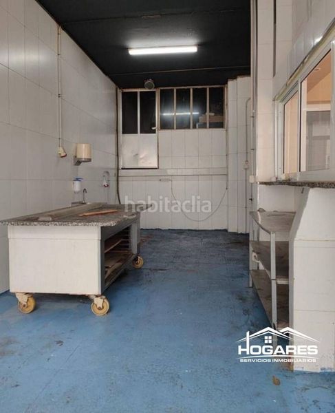 Foto 0752a71b-9031-47d5-9c4e-4174287b8729. Geschäftsraum in Berbés - Peritos Vigo