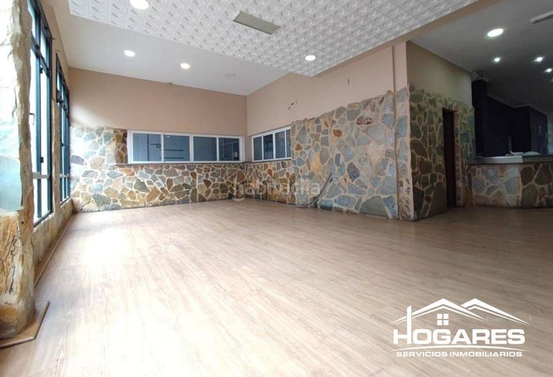 Foto a4823397-96ef-4562-8417-29fb2196682c. Geschäftsraum in Berbés - Peritos Vigo