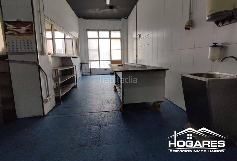 Foto db2ec622-e732-410e-b9fe-e69112690164. Geschäftsraum in Berbés - Peritos Vigo