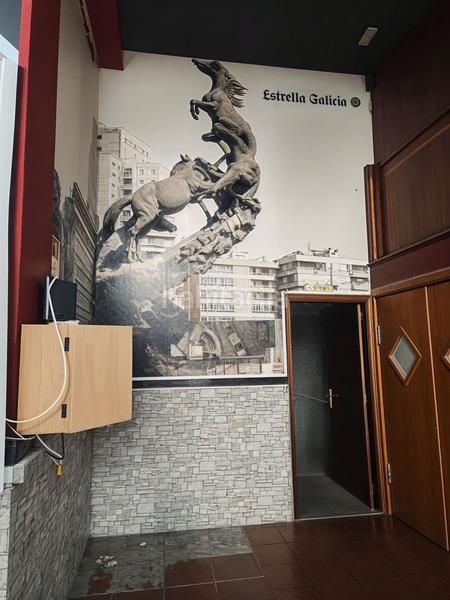 Foto 4ef73b4a-6d0e-4d53-a706-7ea9b6d1574b. Alquiler local comercial amplio local con licencia de restaurante en calle barcelona, en Vigo