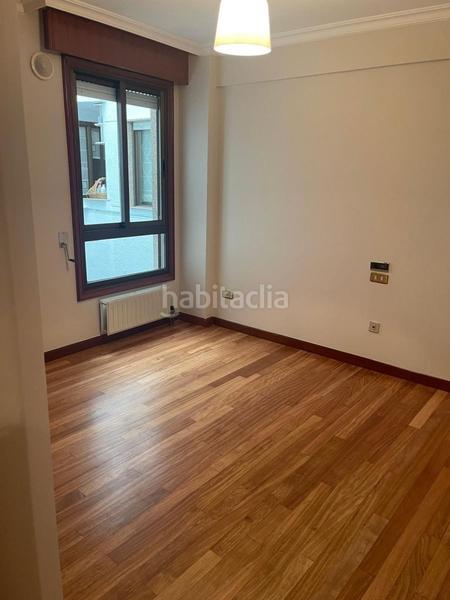 Foto 5e68786b-5aa6-4e30-89a3-999d4a66addf. Flat with parking in Plaza España - Corte Inglés Vigo