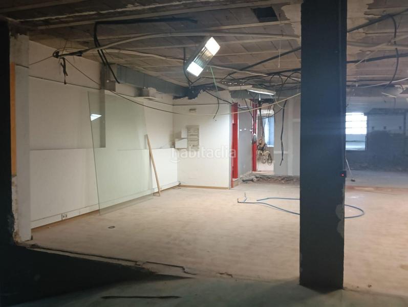 Foto 7e7e999c-31be-44dd-b9d5-e5e8c238bae8. Alquiler local comercial local rua coruña en Plaza de la industria Vigo