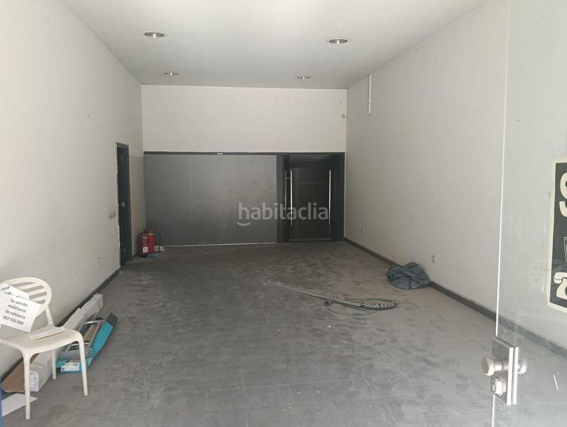 Foto f7a36ccc-fd5b-47c2-a018-87c705fd69c1. Alquiler local comercial local rua coruña en Plaza de la industria Vigo