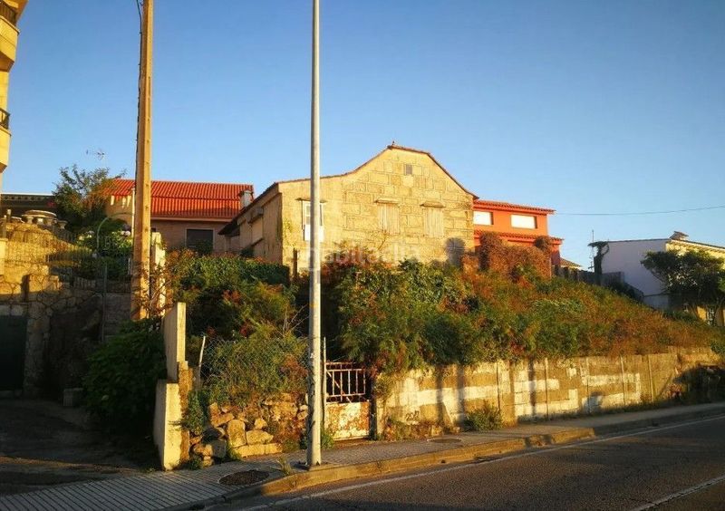 Foto e985eb02-aa53-45b4-82dc-d66ac0bfbff2. Casa a Coruxo - Oia - Saiáns Vigo