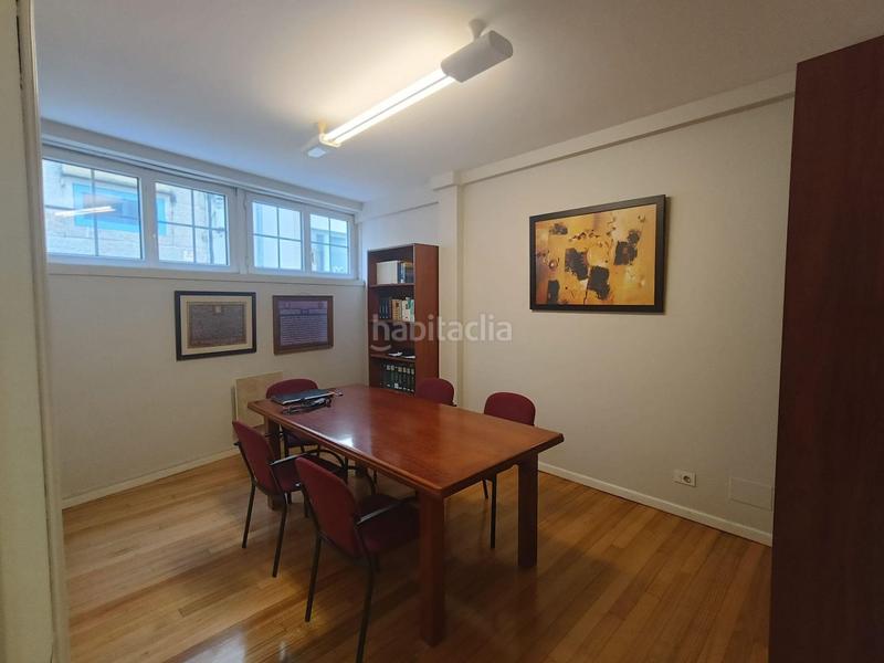 Foto 0820c801-fed0-4fa3-b4f1-2fb9714d9ff7. Oficina  en porta do sol en Casco Vello Vigo