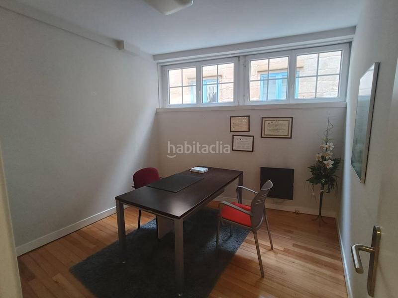 Foto 96b5a834-7f54-453f-baf6-8bc0bf012d6b. Oficina  en porta do sol en Casco Vello Vigo