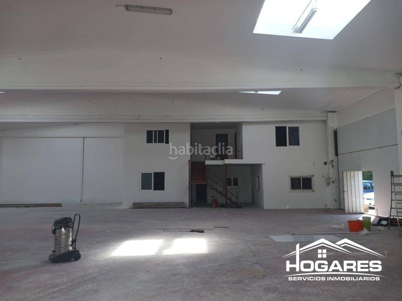 Foto 6004d748-24ad-46a3-bf4c-0860db36566f. Alquiler nave industrial en Lavadores Vigo