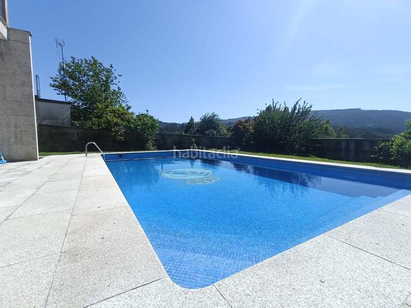 Foto 4dbd021f-b40e-48a5-82c3-b3dfa6a210e2. Chalet casachalet en Gondomar