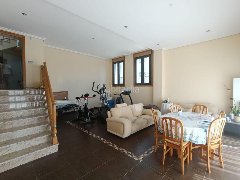 Foto 883ba10c-fb79-49a6-b2ea-e114600bc379. Chalet casachalet en Gondomar