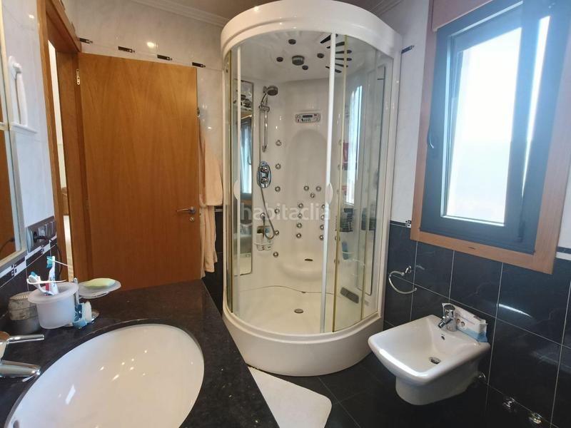 Foto b6261442-ebd6-4c57-831b-3a3e414c1365. Chalet casachalet en Gondomar