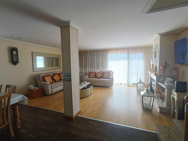 Foto b9f71b9c-95c9-40bc-843a-57bb389b2927. Chalet casachalet en Gondomar