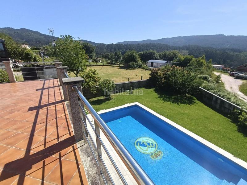 Foto bd3cf7ab-74d3-4f5a-9aa6-28448cd80927. Chalet casachalet en Gondomar