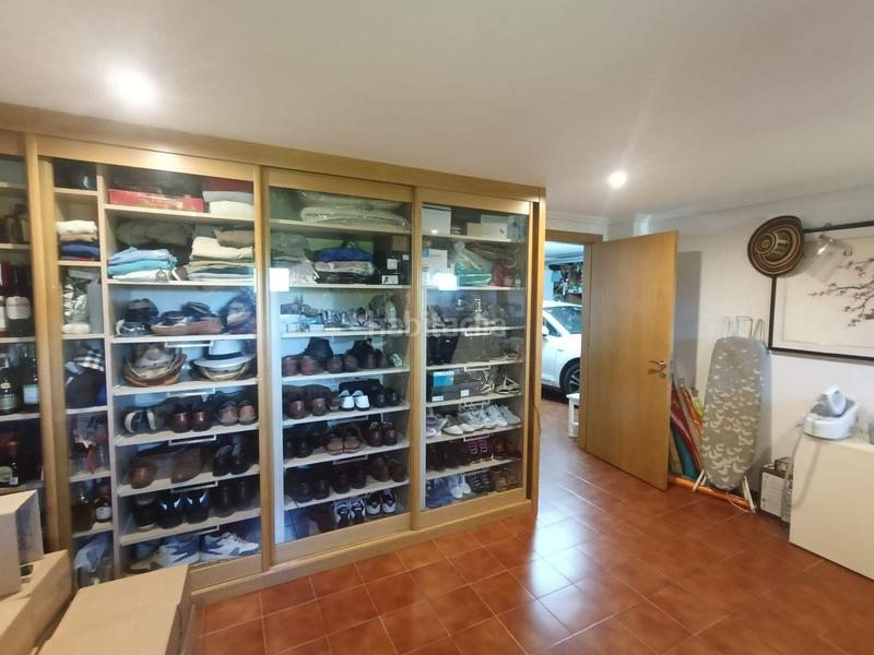 Foto fd02110c-ce7d-437c-9013-843826bb5d45. Chalet casachalet en Gondomar