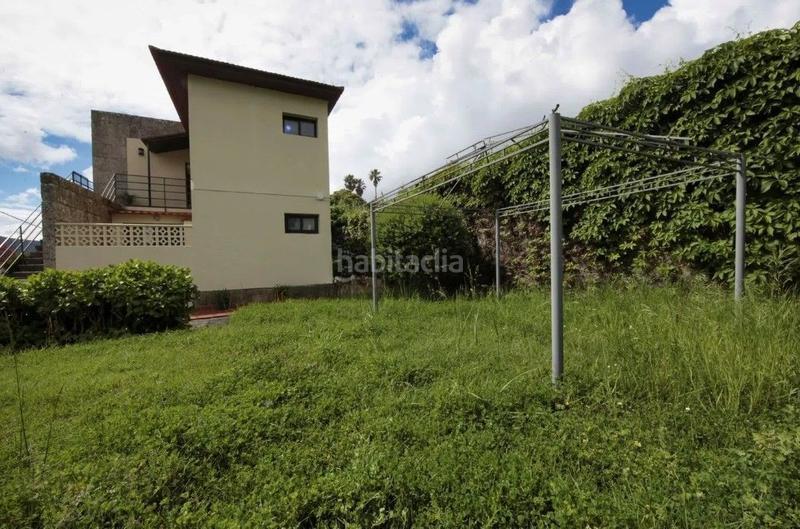 Foto f0b9190c-277d-4b98-ae28-ec9e37e1eda6. Semi detached house with parking in San Pedro da Ramallosa Nigrán