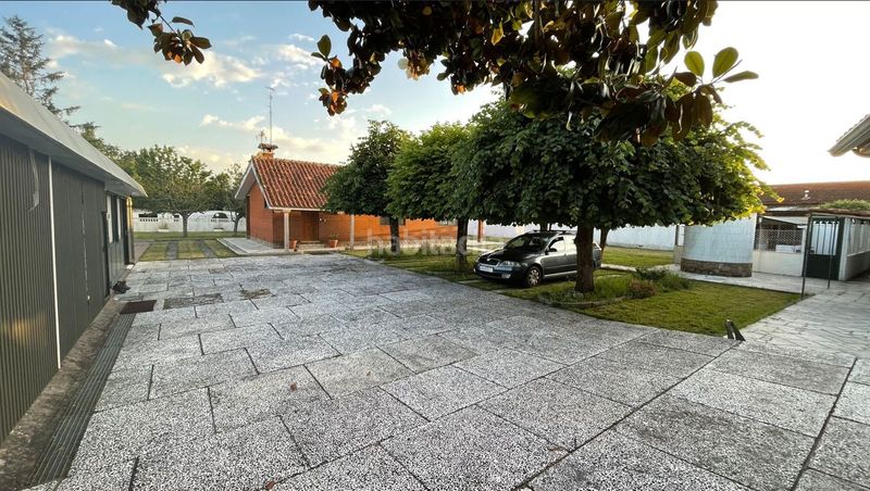Foto 054a9885-914b-4d3b-986b-f283cafb0136. Casa amb aparcament piscina a Tomiño