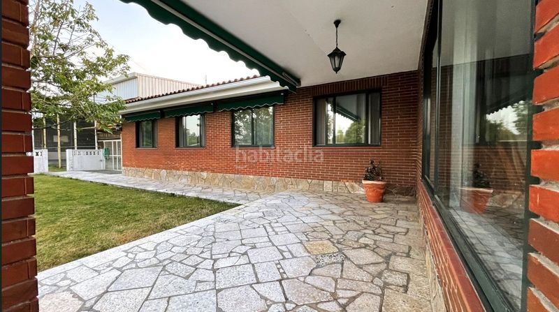 Foto 5a4f0b4e-85ca-407a-a57d-5c6ed9affa7a. Casa amb aparcament piscina a Tomiño