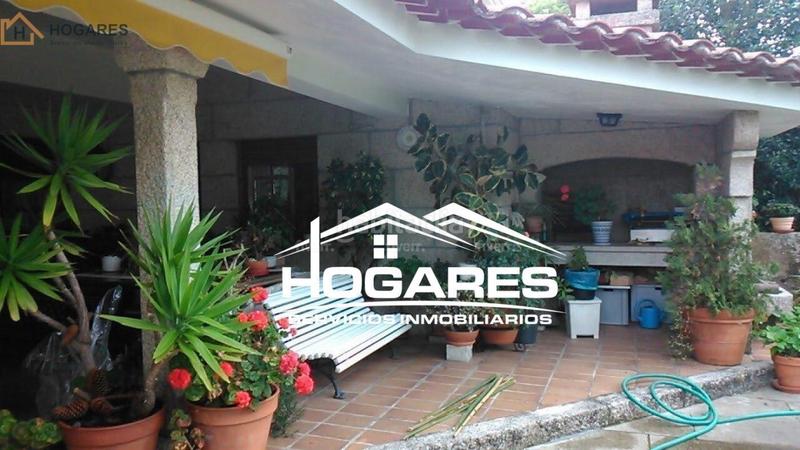 Foto a23d20c4-e75e-4b42-a120-843b4a7662ef. Chalet con parcheggio in Panxón Nigrán