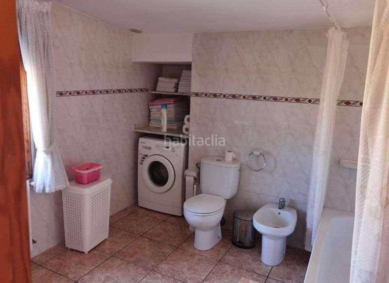 Foto 7edcb10f-ad93-419c-96ef-d50c1f6371b1. Casa amb aparcament a Guarda (A)