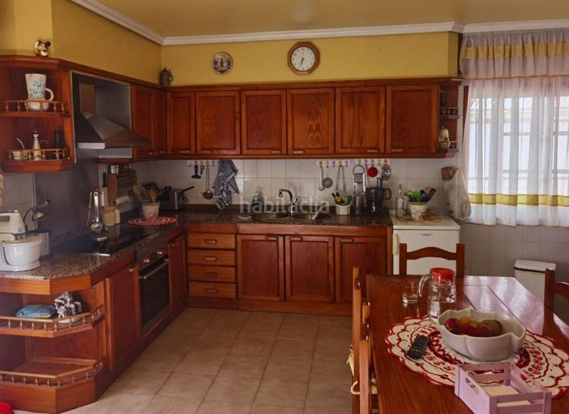 Foto d69aab7e-9958-4e28-b2f9-a5b40168f170. Casa amb aparcament a Guarda (A)
