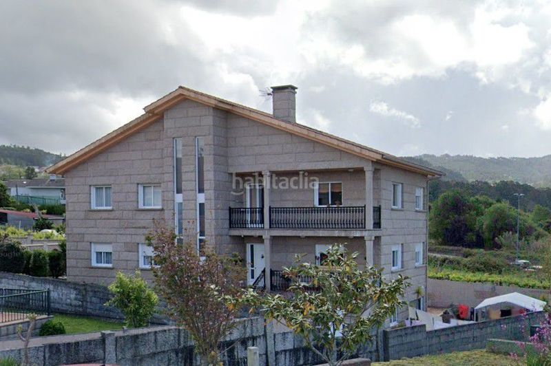 Foto 8b1cde6e-e891-499c-8f10-9a81dae57e68. Chalet en Bembrive Vigo
