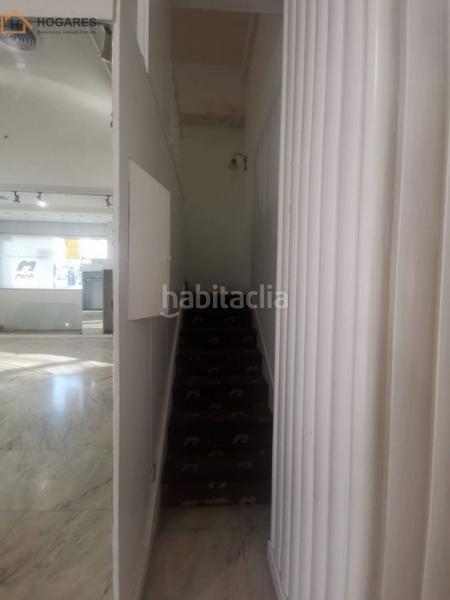 Foto d4dded80-b1a7-4450-bab6-aa66c7bd38fb. Rent business premise in Plaza España - Corte Inglés Vigo