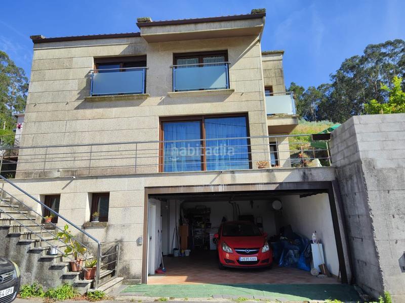 Foto 03088186-6309-4260-b265-e5bfc2a42d06. Chalet avec parking dans Bueu