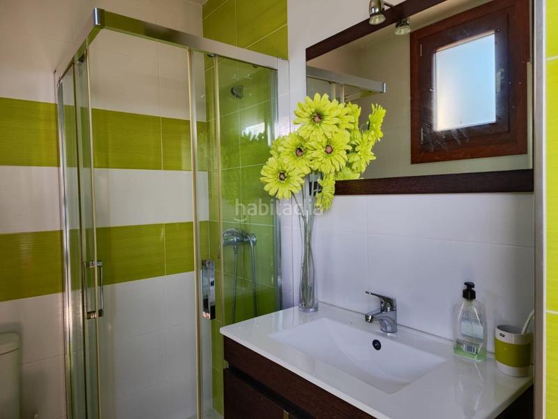 Foto 076efb1b-958b-4c3d-aa30-4fb394cddc3a. Chalet avec parking dans Bueu