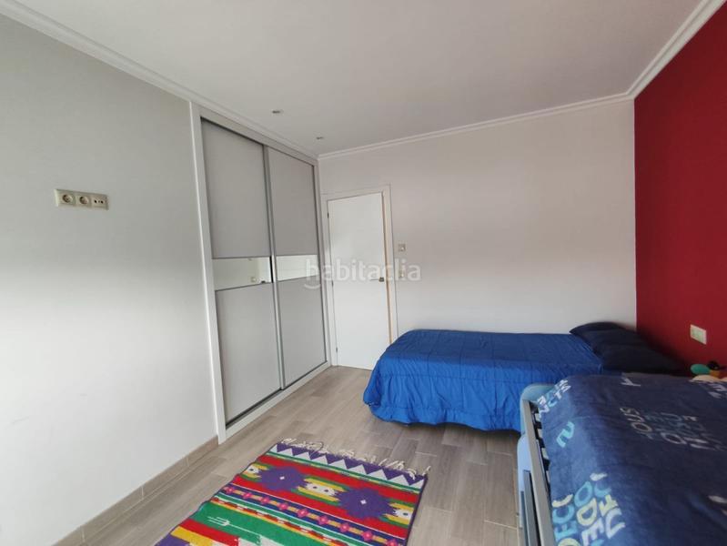 Foto 315872af-9961-4daf-8c60-0d131d5c0aa5. Chalet avec parking dans Bueu