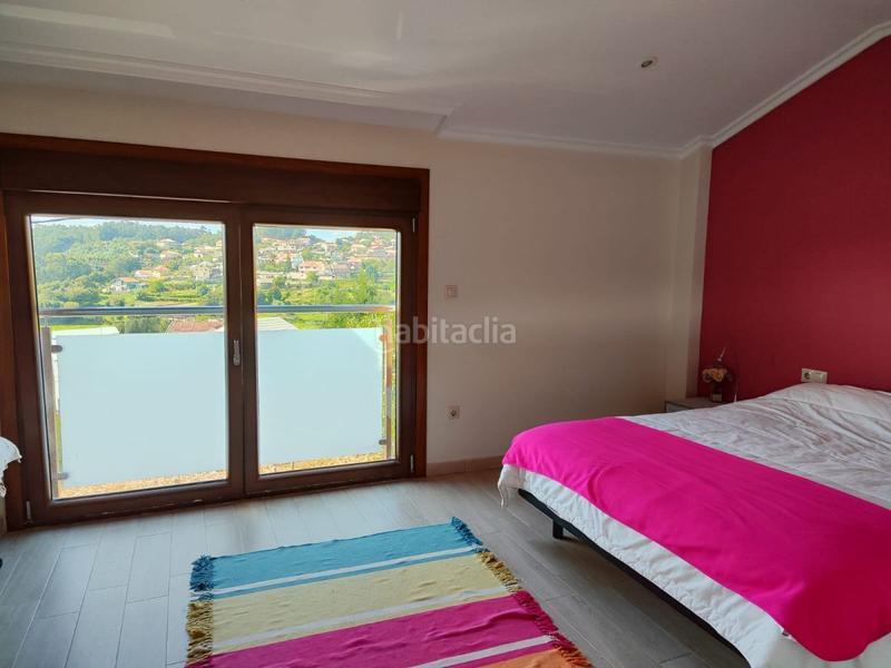 Foto 7e7089b0-a866-4e32-a7d6-df9b0edb6aad. Chalet avec parking dans Bueu