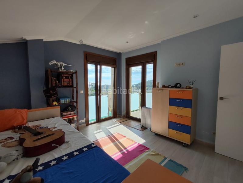 Foto 978c4e5c-53e6-4531-a1dc-aef131742d34. Chalet avec parking dans Bueu