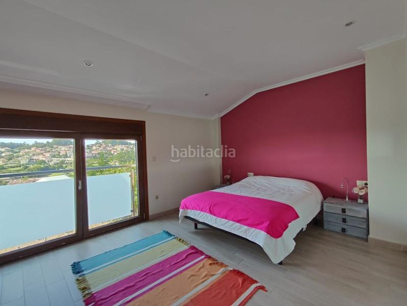 Foto b51cb83e-2fdd-49d9-a6a7-a2e3b71f4297. Chalet avec parking dans Bueu