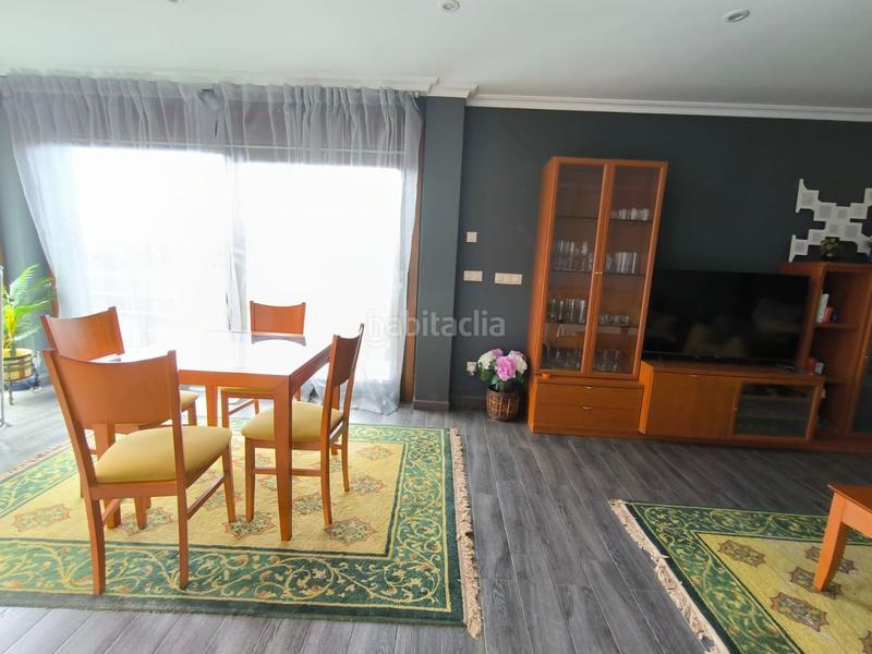 Foto c4827387-8001-4b27-9603-bb84b5a9b28e. Chalet avec parking dans Bueu