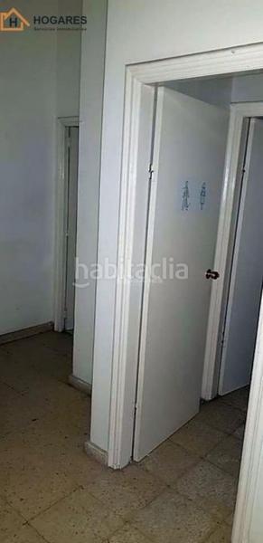 Foto cd49a63d-7c1d-496d-b472-064e345823a6. Lloguer local comercial a Camelias - Pi y Margall Vigo