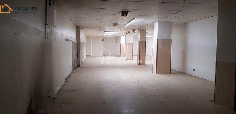 Foto daea3927-b4ac-4db7-aae0-d1ea621d5be2. Lloguer local comercial a Camelias - Pi y Margall Vigo