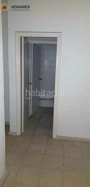 Foto 2eee27ab-f2df-4c09-8b42-dc7a72eeeadc. Location local commercial dans Camelias - Pi y Margall Vigo