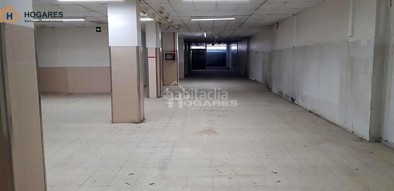 Foto 7363ad03-cde2-4cf5-bb19-ffc073139a82. Location local commercial dans Camelias - Pi y Margall Vigo