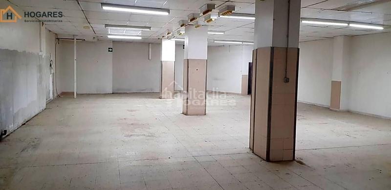 Foto 9fc5d42e-e4f3-4022-80e4-2a997e169de9. Affitto locale commerciale in Camelias - Pi y Margall Vigo